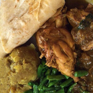 Roti met massala kip, groenten & aardappelen